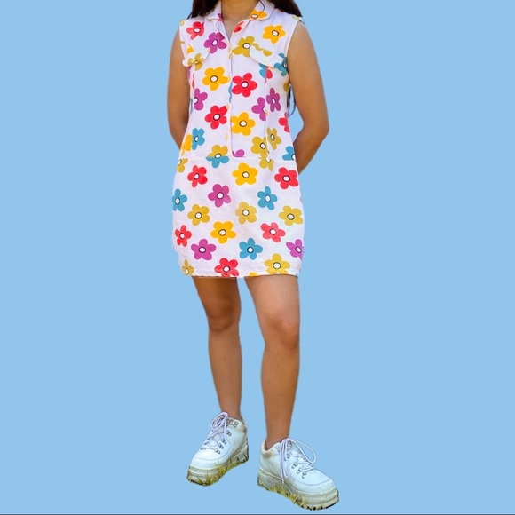 🚫SOLD🚫 The Twiggy Mod Mini Dress 🌼 - Picture 2 of 5